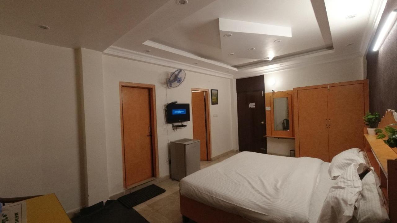 Shingar Hotel Mussoorie Mallroad Екстер'єр фото