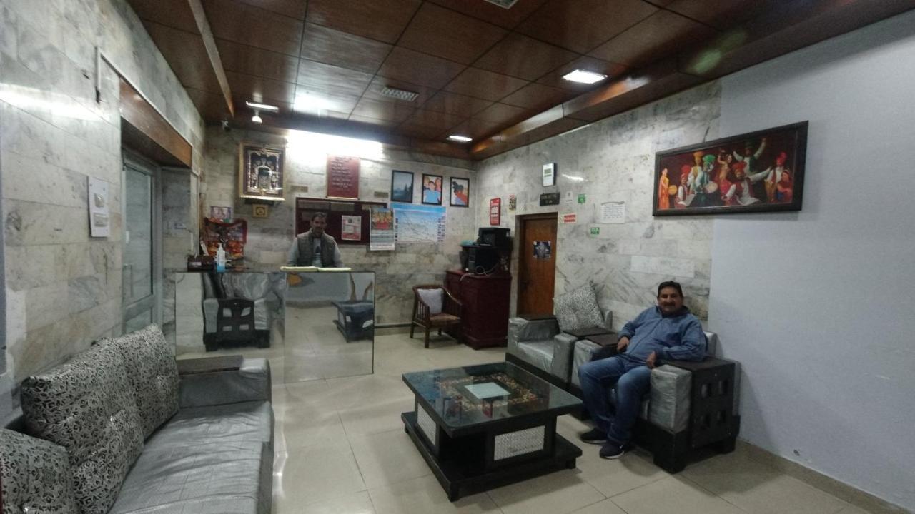 Shingar Hotel Mussoorie Mallroad Екстер'єр фото